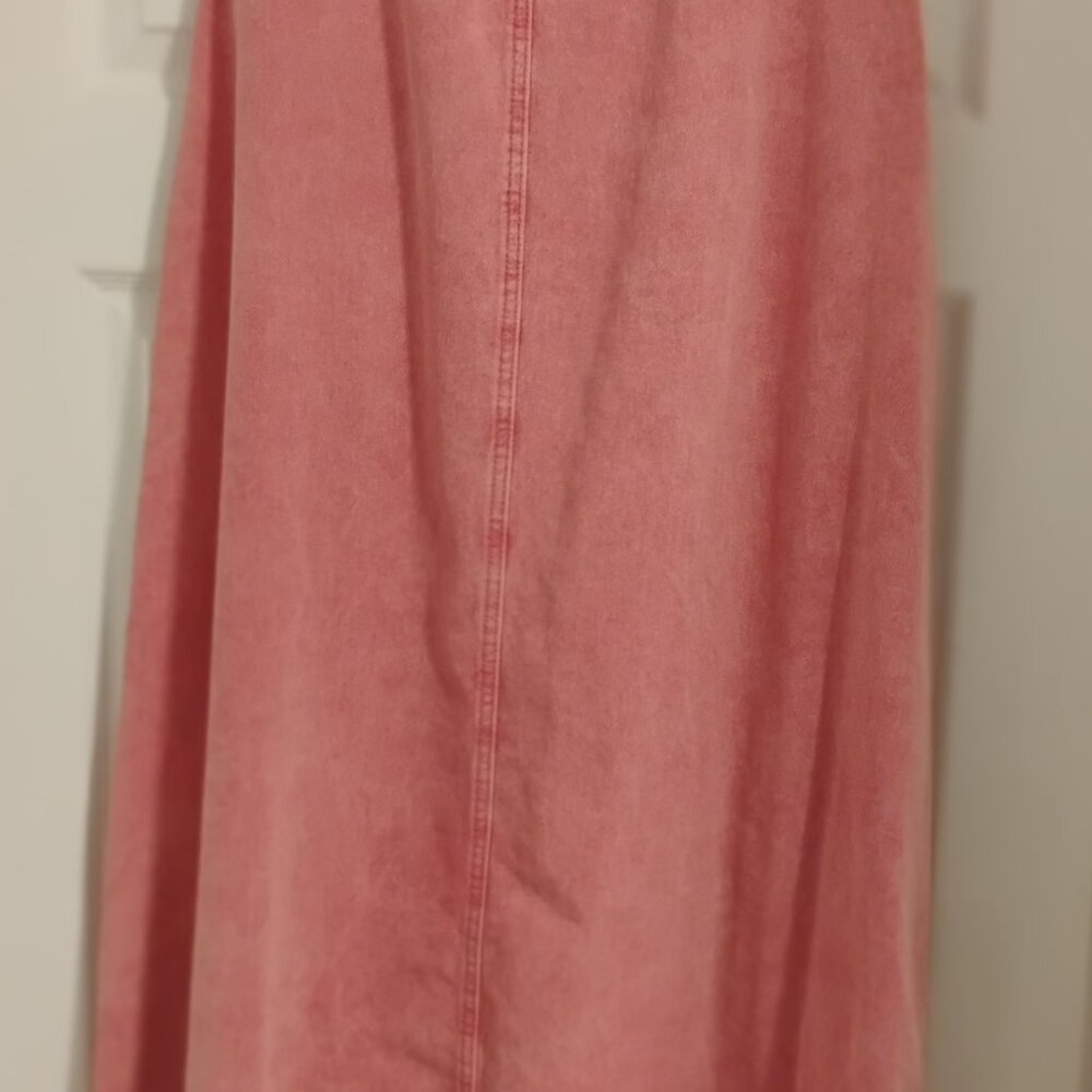 SHEIN Women's High Waist Raw Hem Denim Jean Skirt Size 28 Color Pink - Picture 2 of 8